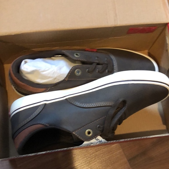 NWT Levi’s Mens sneaker size 8.5 - Picture 7 of 7